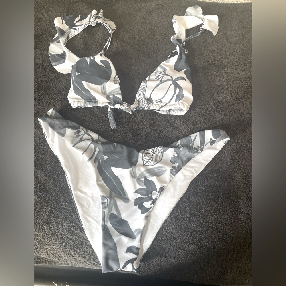 Brand new.  Size large.